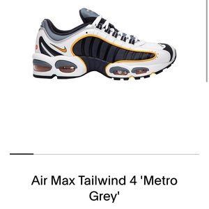 Nike Airmax Tail Wind (White and Navy Blue Detail)